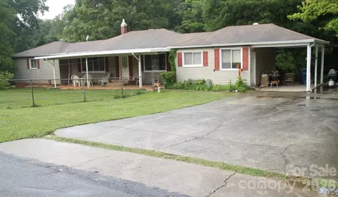 225 Ferstl Ave, Belmont, NC 28012