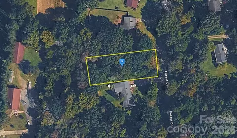 121 Forest Dr, Graham, NC 27253