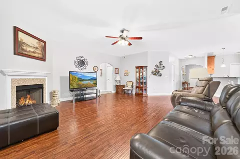 Living - 1630 Topeka Ct, Monroe, NC 28110 photo 2 of 3