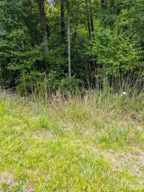 5860 Wildwood Dr, Salisbury, NC 28146