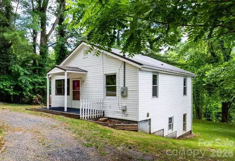 129 Shelburne Rd, Asheville, NC 28806