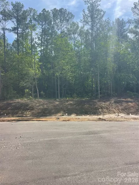 729 Everwood Dr, Mcconnells, SC 29726