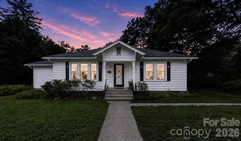 196 E French Broad St, Brevard, NC 28712