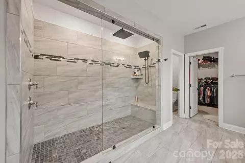 Bath - 3025 Haley Cir, Davidson, NC 28036 photo 3 of 4