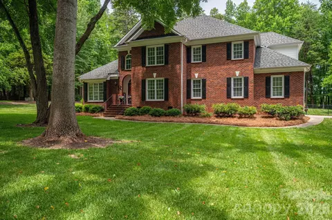 1259 Dorchester Rd, Gastonia, NC 28056