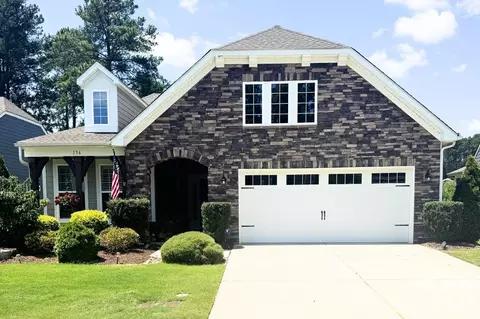 136 Picasso Trl, Mount Holly, NC 28120