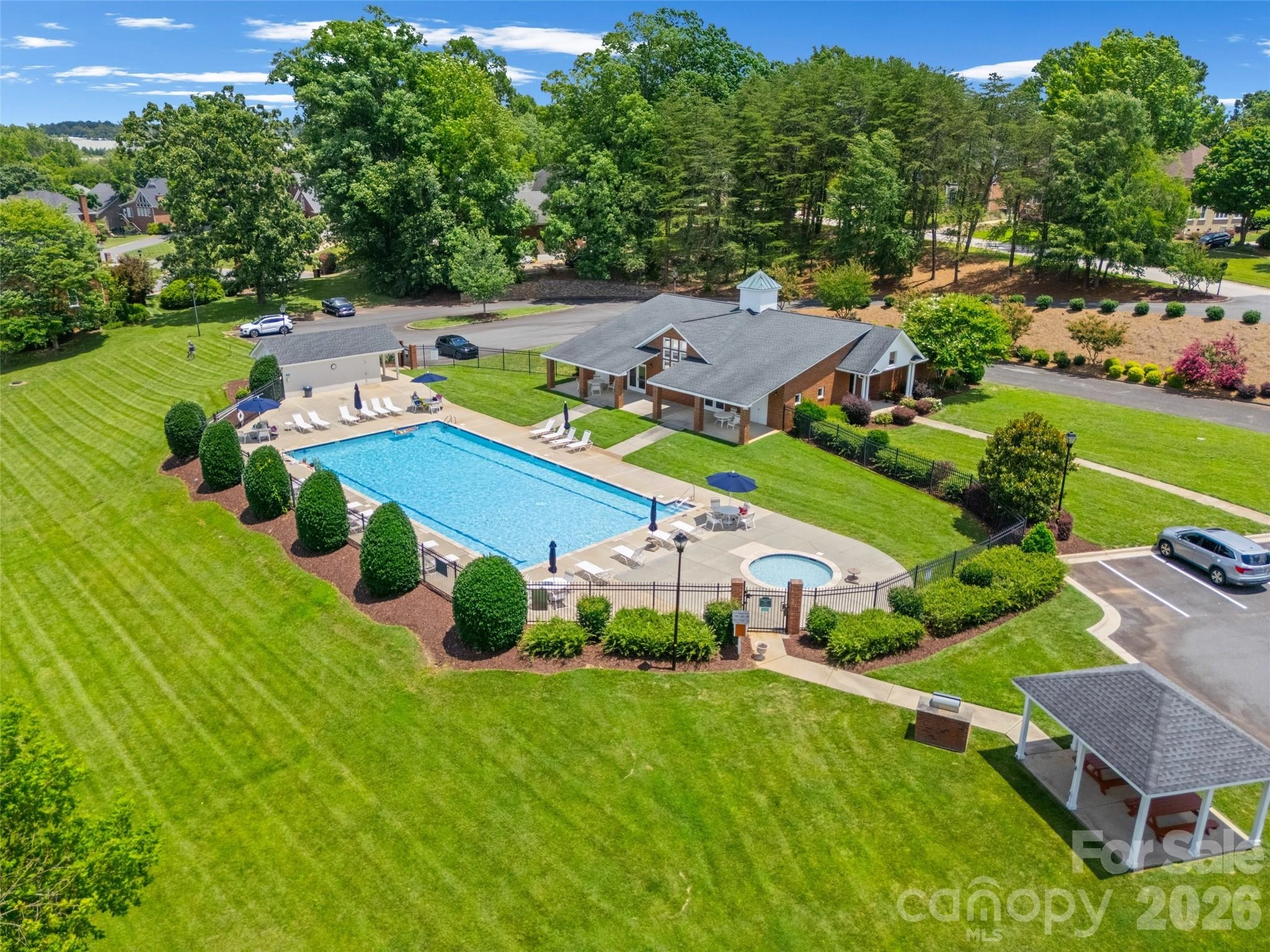 Exterior - 636 Landsdowne Ct, Fort Mill, SC 29708 photo 7 of 9