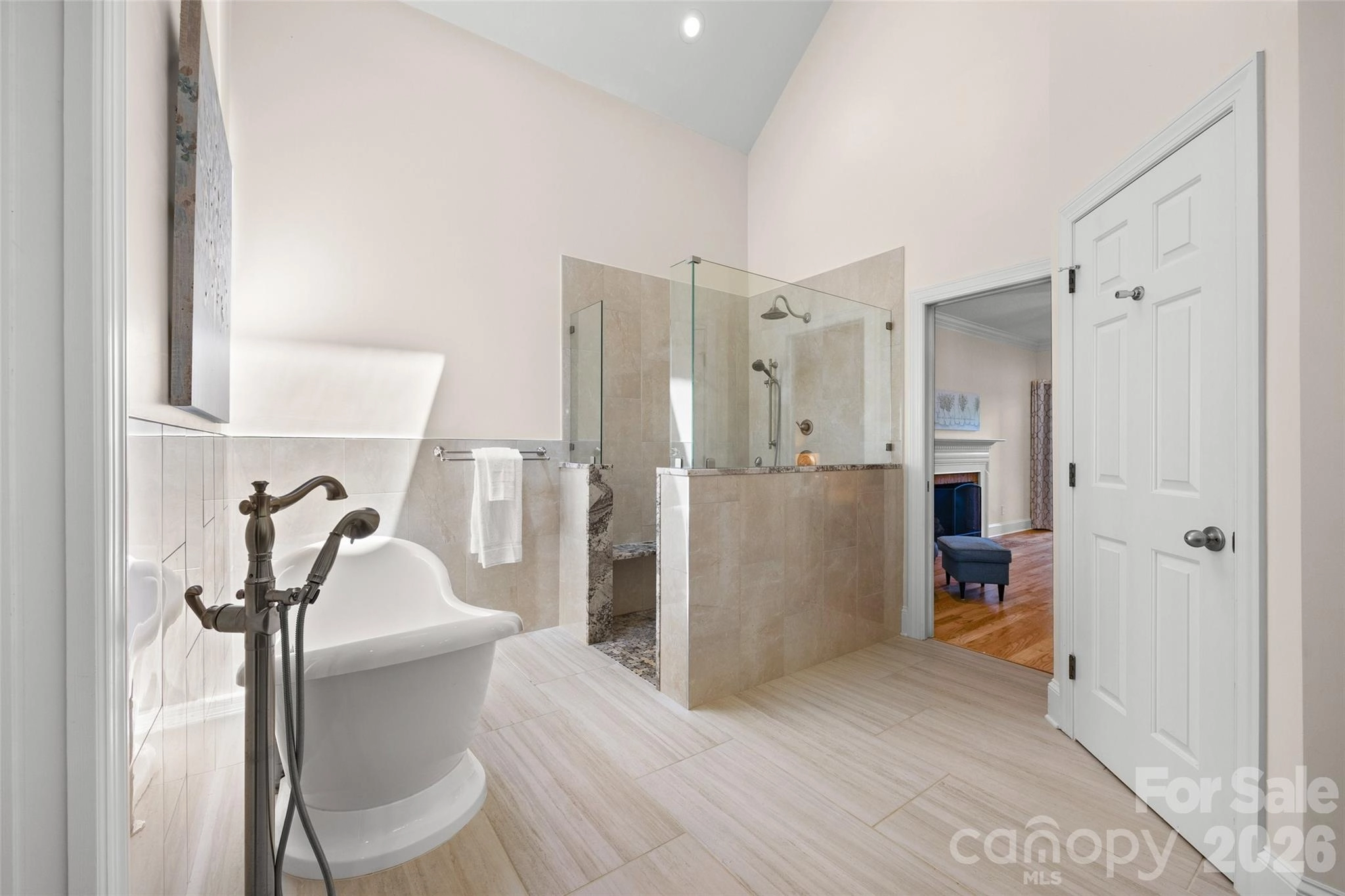 Bath - 636 Landsdowne Ct, Fort Mill, SC 29708 photo 2 of 5