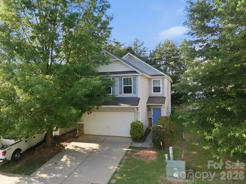 8411 Washoe Pine Ln, Charlotte, NC 28215