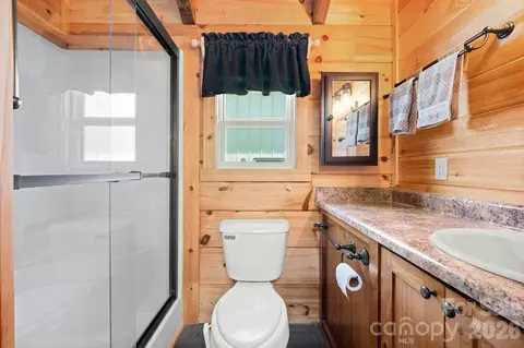 Bath - 245 Corbett Mcneil Rd, Boone, NC 28607 photo 1 of 2