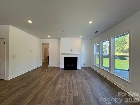 Living - 964 Kinship Dr, Lancaster, SC 29720 photo 2 of 3