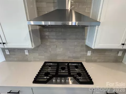 Kitchen - 964 Kinship Dr, Lancaster, SC 29720 photo 2 of 4