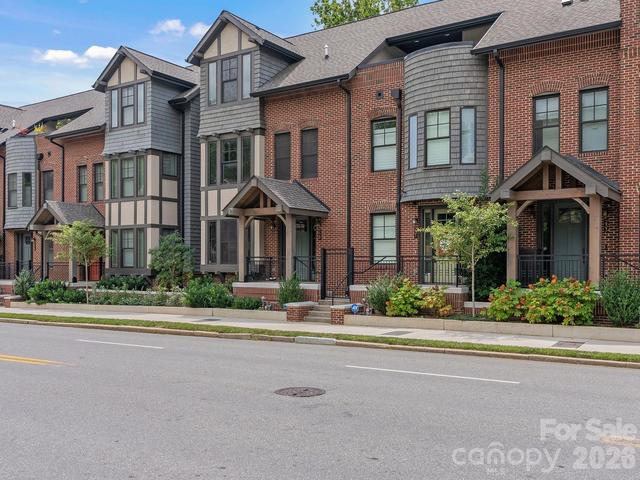 229 Broadway St, Asheville, NC 28801