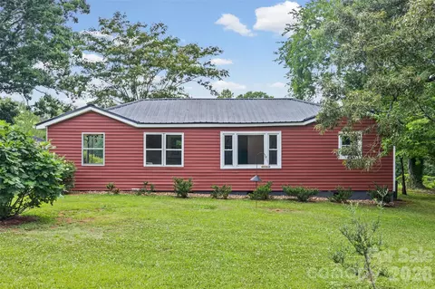 2236 Mountain Gap Rd, Richburg, SC 29729