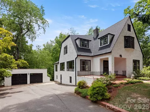 5 Normandy Rd, Asheville, NC 28803