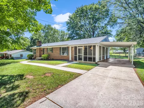 255 Smith Grove Rd, Forest City, NC 28043