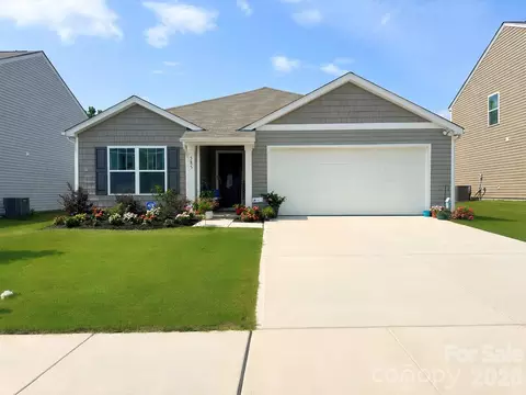 585 N Sparkleberry St, Chester, SC 29706