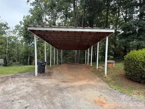 Exterior - 628 Hidden View Loop, Marion, NC 28752 photo 12 of 14