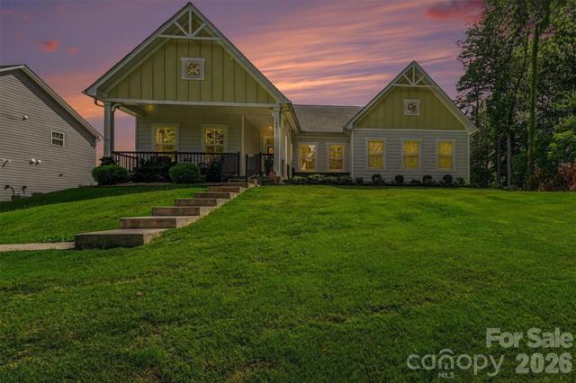 14811 Williams Place Aly, Davidson, NC 28036