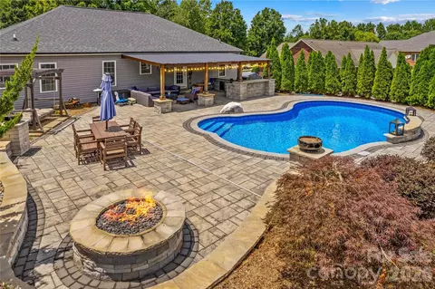 Exterior - 101 Ruby Ln, Maiden, NC 28650 photo 9 of 13