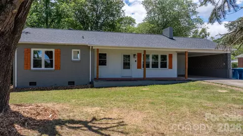1102 Afton Dr, Cajahs Mountain, NC 28645