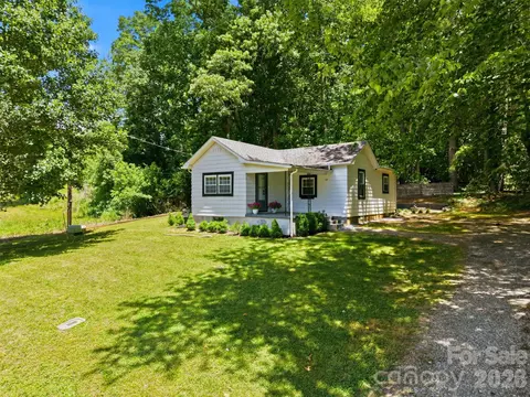 Exterior - 1320 Tom Fox St, Morganton, NC 28655 photo 2 of 6