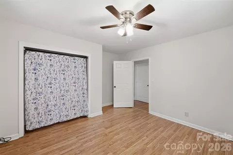 Bedroom - 1320 Tom Fox St, Morganton, NC 28655 photo 4 of 7