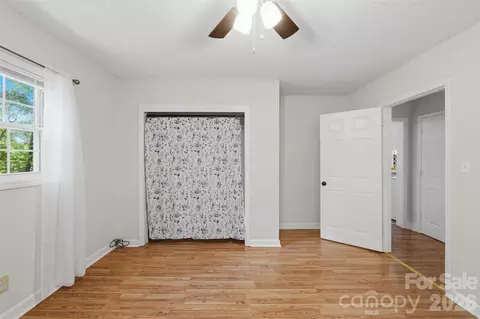 Bedroom - 1320 Tom Fox St, Morganton, NC 28655 photo 5 of 7