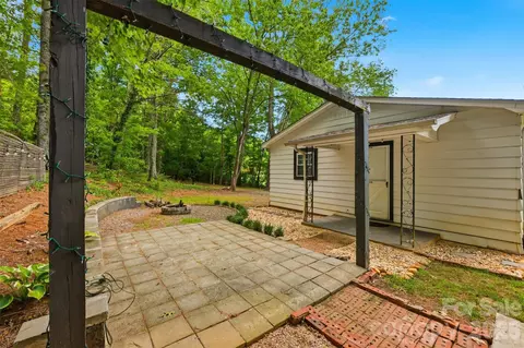 Other - 1320 Tom Fox St, Morganton, NC 28655 photo 4 of 9
