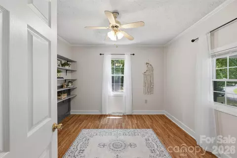 Bedroom - 1320 Tom Fox St, Morganton, NC 28655 photo 3 of 7