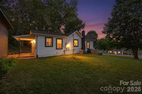Exterior - 1320 Tom Fox St, Morganton, NC 28655 photo 5 of 6