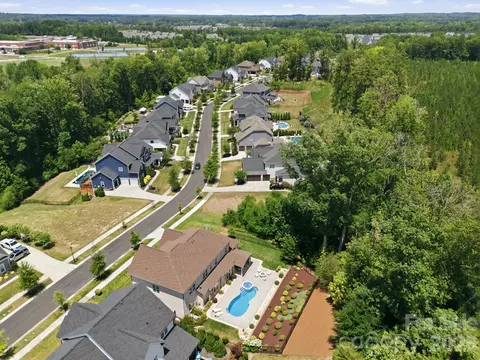 View/Area - 18314 Doves Crest Rd, Cornelius, NC 28031 photo 2 of 2