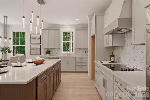 Kitchen - 1701 Beechwood Ln, Monroe, NC 28112 photo 4 of 6