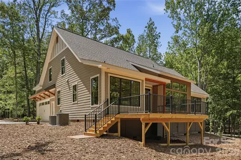 Exterior - 1701 Beechwood Ln, Monroe, NC 28112 photo 5 of 8