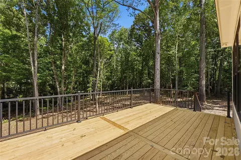 Exterior - 1701 Beechwood Ln, Monroe, NC 28112 photo 6 of 8