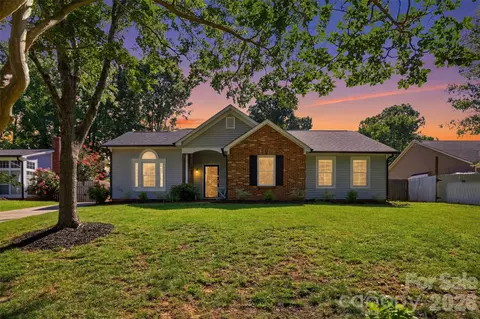 14848 Rothwell Dr, Mint Hill, NC 28227