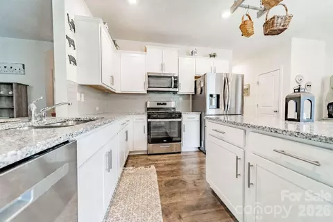 Kitchen - 1200 Secrest Commons Dr, Monroe, NC 28112 photo 2 of 3