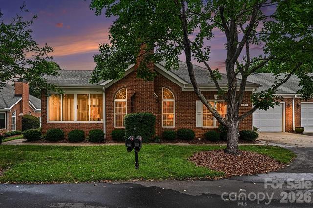 11341 Olde Turnbury Ct, Charlotte, NC 28277