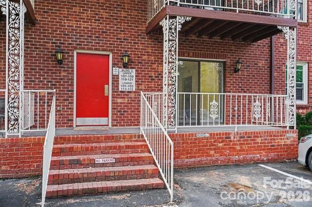103 Carriage House Dr, Kannapolis, NC 28081