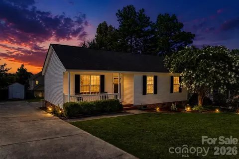 441 Coops Ct, West Columbia, SC 29170