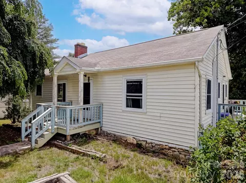 629 Bailey St, Mars Hill, NC 28754