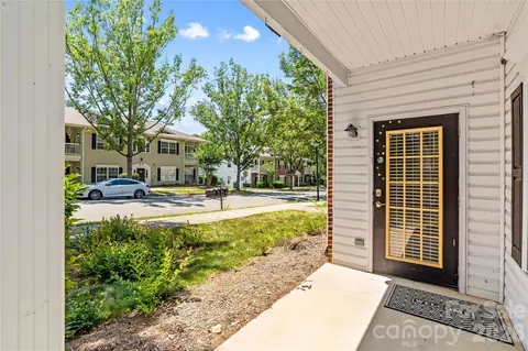 Exterior - 21231 Hickory St, Cornelius, NC 28031 photo 7 of 11