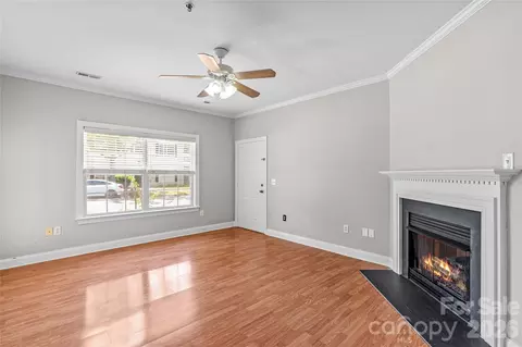 Living - 21231 Hickory St, Cornelius, NC 28031 photo 2 of 6
