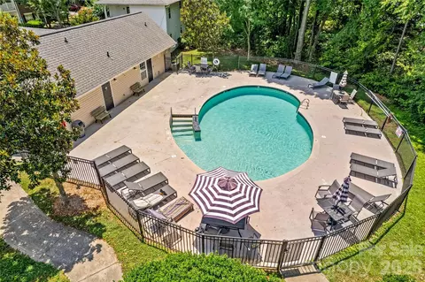 Exterior - 21231 Hickory St, Cornelius, NC 28031 photo 10 of 11