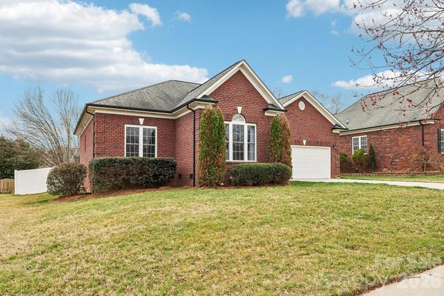 305 Wendover Dr, Locust, NC 28097