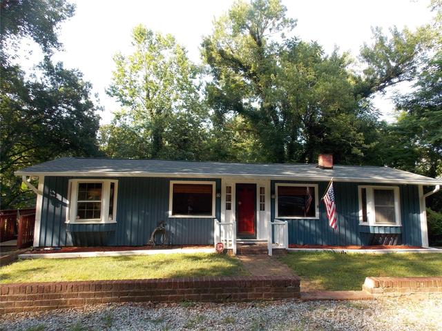 145 Hibriten Mountain Rd, Lenoir, NC 28645