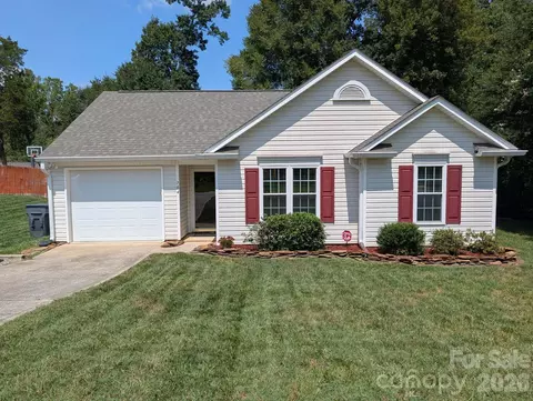 704 Gum Branch Rd, Charlotte, NC 28214