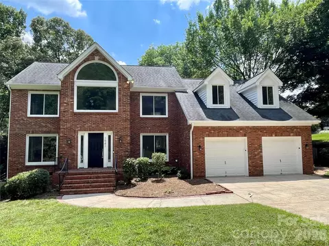 1941 Dugan Dr, Charlotte, NC 28270