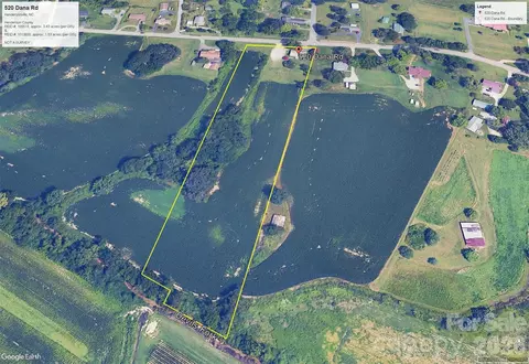 520 Dana Rd, Hendersonville, NC 28792