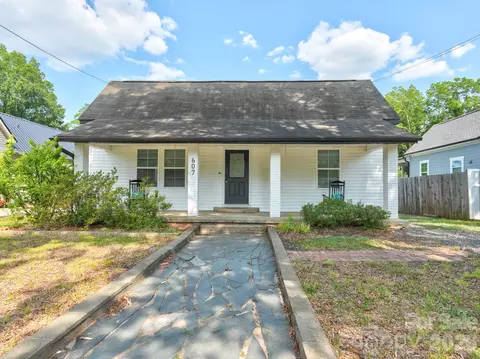 607 Old Charlotte Sw Rd SW, Concord, NC 28027